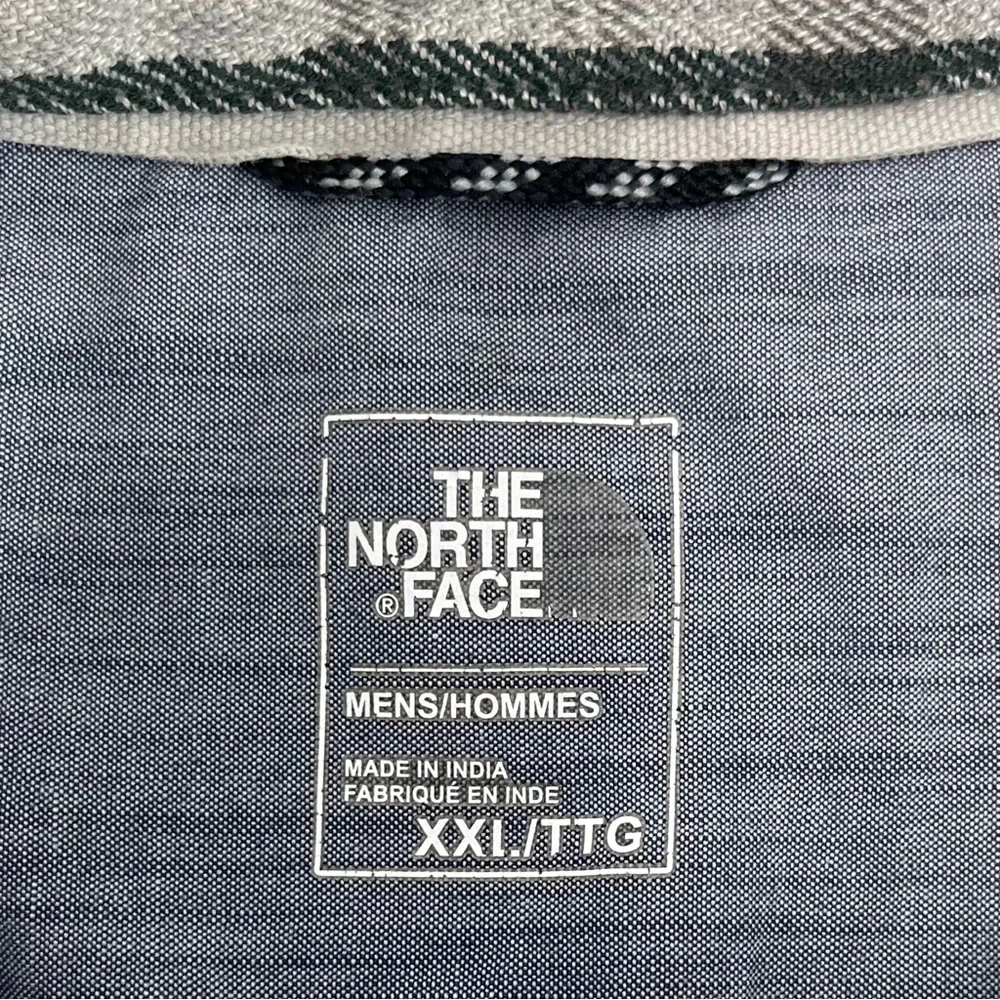 The North‎ Face Men’s XXL Gray & Green Flannel Long Sleeve Button Up Shirt